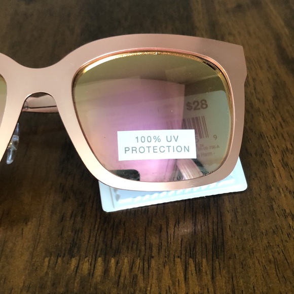 NWT Worthington Rose Gold Sunglasses - Picture 4 of 5
